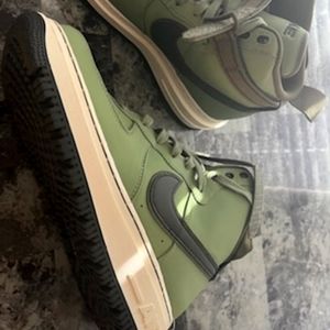 Nike Air Force 1's High, Oil Green